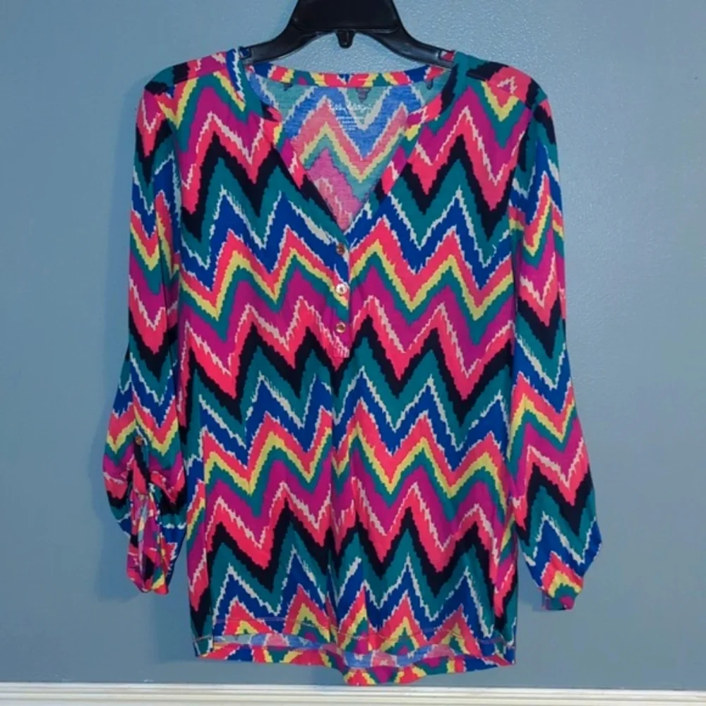 Like New Lilly Pulitzer Stripe Half Button Top